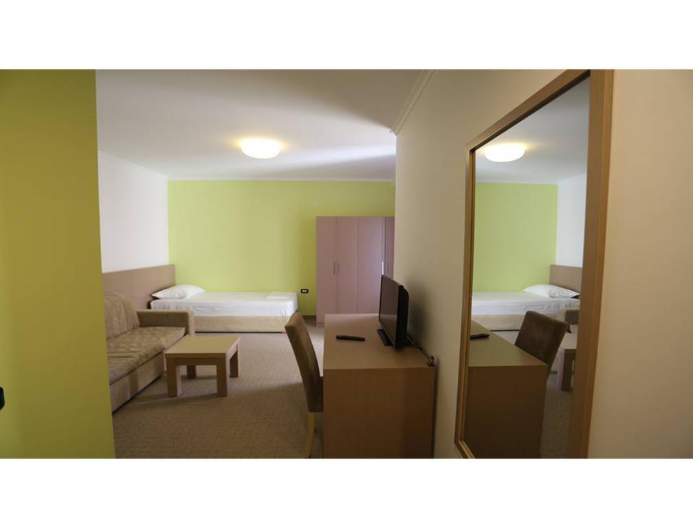 Hotel Voloreka Tushemisht 部屋 写真