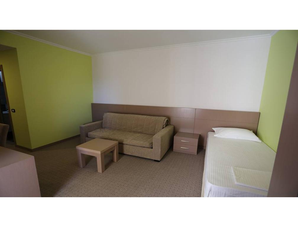 Hotel Voloreka Tushemisht 部屋 写真