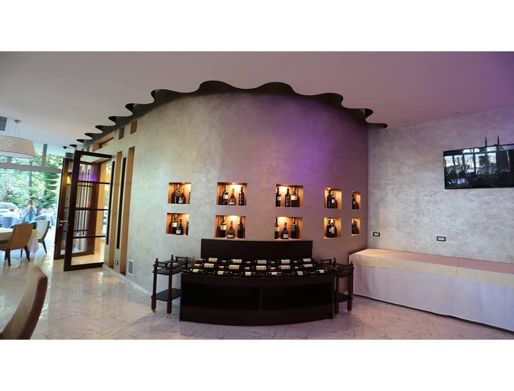 Hotel Voloreka Tushemisht 部屋 写真